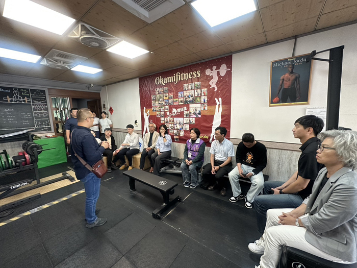Cross-Domain Collaboration to Deepen Local Roots: National Chung Cheng University and Chiayi City Government Joined Hands to Promote the Elderly Health Promotion Project