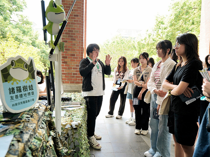 通識中心辦「新鮮『識』集」 歡迎中「正」新鮮人