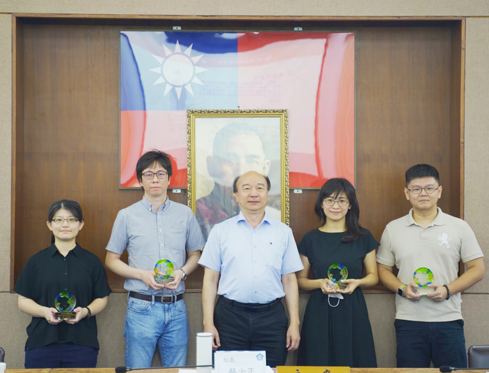 持續精進教學強化學生自主學習 中正大學5教師獲頒優良教學獎圖片
