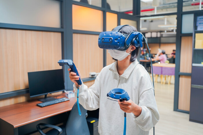 注入在地AI、VR人才 中正與嘉義文化科技創新基地簽訂MOU