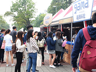 中正大學就業博覽會鑿開求職高牆　62間知名企業釋出近5500個職缺