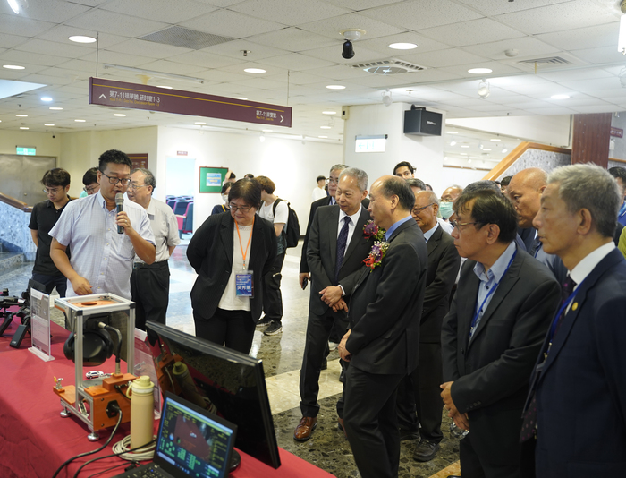 National Chung Cheng University Signs Memorandum of Understanding for Exchange and Cooperation with National Chung-Shan Institute of Science and Technology