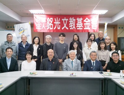 財團法人銘光基金會回饋社會 機械、電機及財金系學生各獲15萬獎助學金