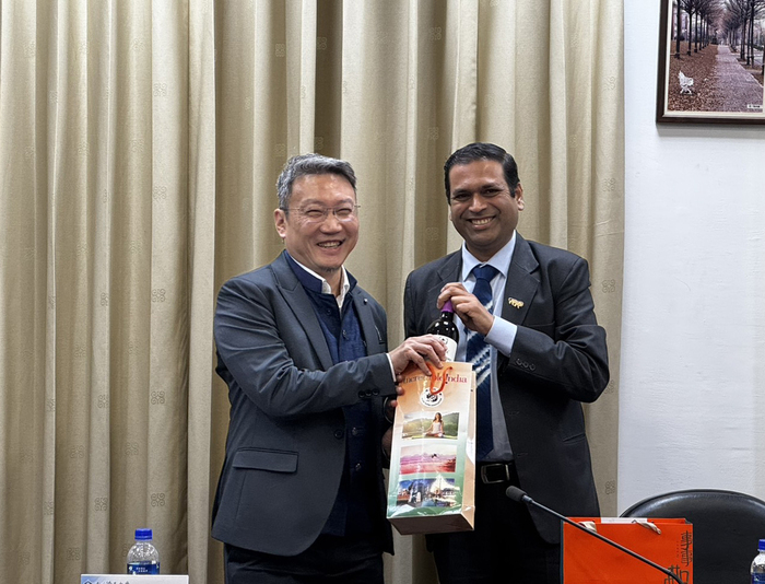 Important International Dialogue: Leaders of the India Taipei Association Visited National Chung Cheng University