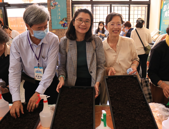 退休人生規劃　中正成教安排中高齡生涯發展必修課