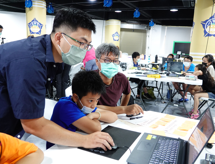 「智造」3D、AR技術　中正大學與嘉市府合辦工作坊推科技應用