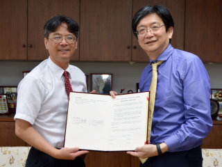 中正大學與ETS台灣代表處產學合作　盼提升學術英語教學模式與績效