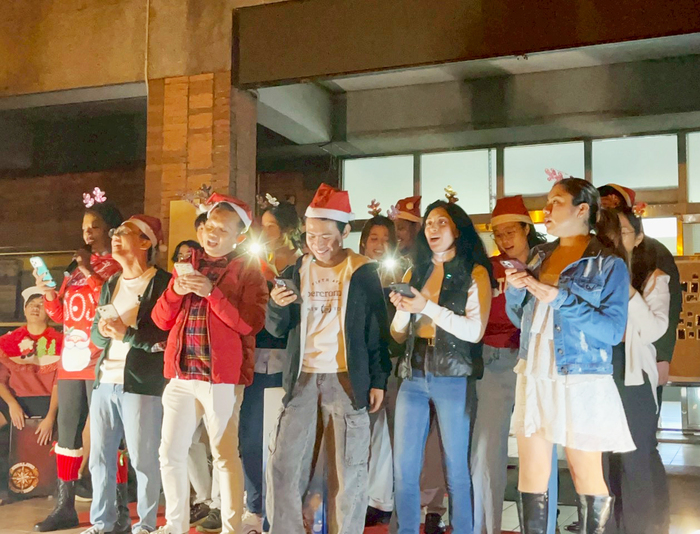 CCU Lights Its First Campus Christmas Tree in Year-End Celebration