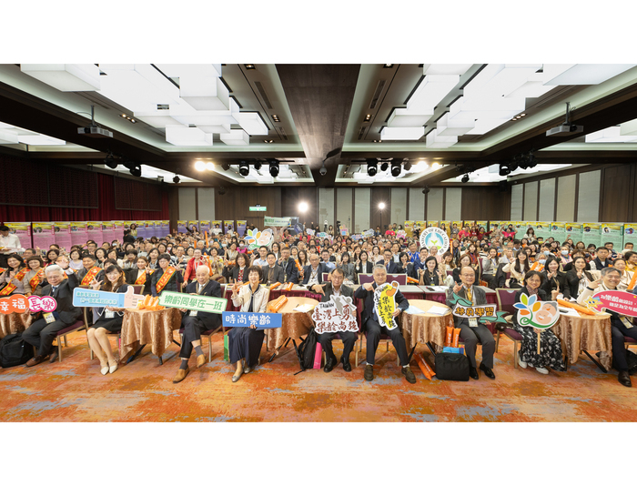 "United for Active Aging, Sustaining Values": CCU and MOE Hosted the 7th Active Aging Education Contribution Awards and Forum