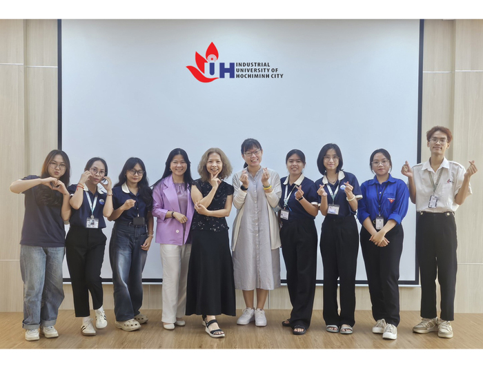 CCU Expanded Presence in Southeast Asia: Promoting Chinese Language and Folklore Research Cooperation in Vietnam