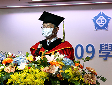 防疫優先　中正大學畢業典禮「無線」祝福
