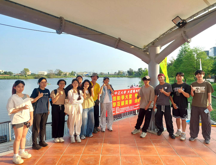 划船喝魚湯、學溝通！中正大學大潭活動：讓愛動起來