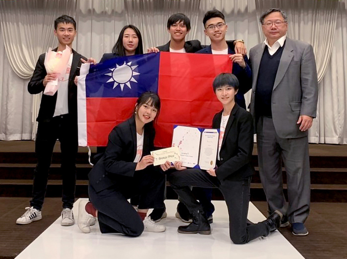 創業新點子奪金、銅牌 中正大學學生赴韓參加國際賽獲好評