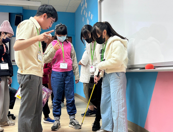 「義」起「愛」課輔　中正教育所助學生成長與探索