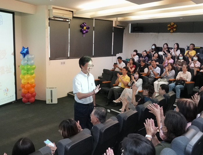National Chung Cheng University Hosts Inaugural Entrance Ceremony for New Students of “Third Life University” Advocating the Spirit of “It's Never Too Old to Learn”