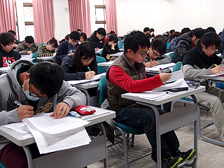 中正大學碩士班考試8日登場  法律、企管及電機為熱門報考科系