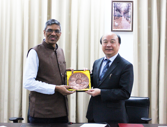 National Chung Cheng University (CCU) and Indian Institute of Technology Gandhinagar Sign Inter-University Cooperation Agreement to Promote International Education and Research Development