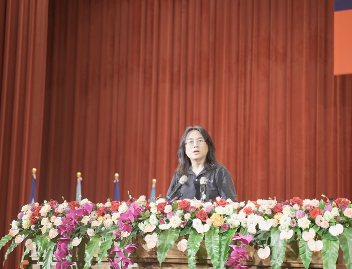 中正大學歡送近三千學子畢業　境外生親友團出席踴躍