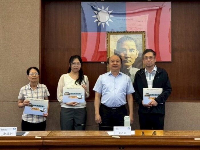 績優職員
