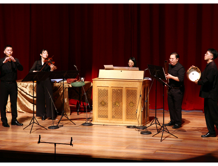 Travel Back 500 Years in Time! The Gleam Ensemble Presented “The Renaissance Dancing Master: From the Age of Discovery” as CCU’s 36th Anniversary Concert Premiered on October 21