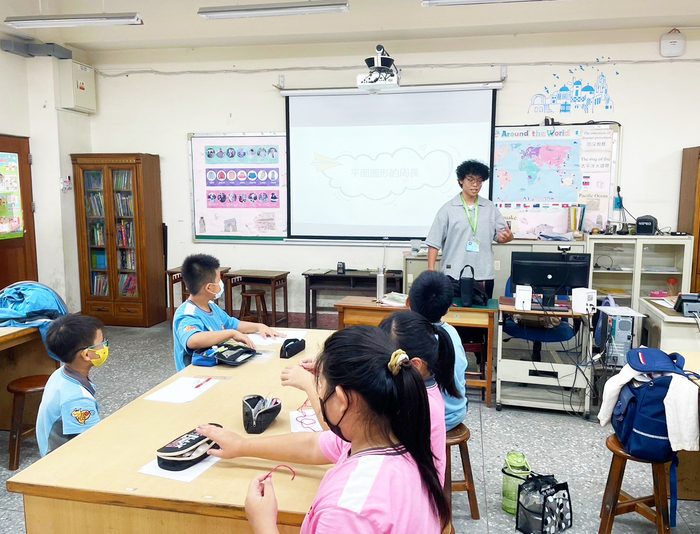 中正教育所課輔計畫　啟發國際教育新風潮
