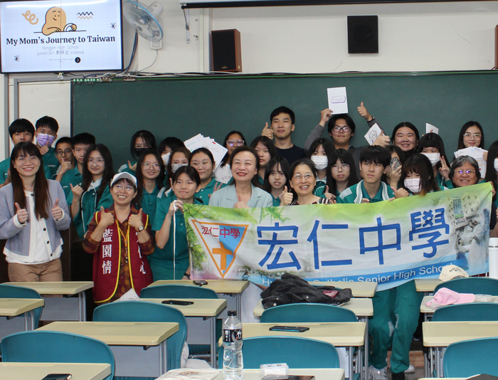 National Chung Cheng University’s Advanced Chinese Language Program Showcases International Excellence: A New Chapter in Cultural Exchange with Hung Jen Senior High School