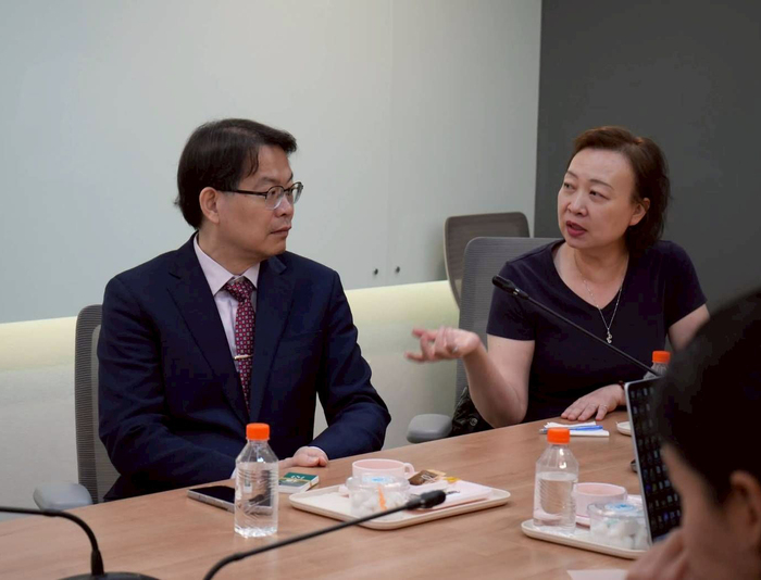 語言中心聯手前瞻中心　赴泰推進雙語、華語產學