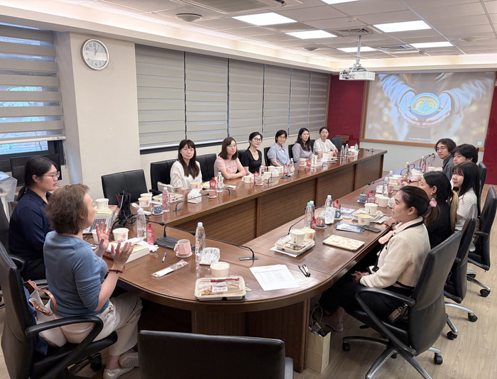 語言中心聯手前瞻中心　赴泰推進雙語、華語產學