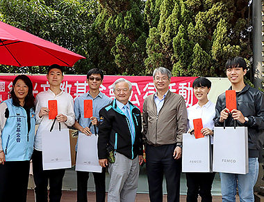 銘光基金會嘉勉學子向上發展　中正4學子獲頒獎助學金