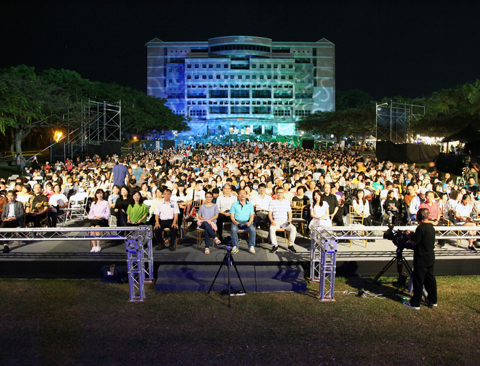 National Chung Cheng University 35th Anniversary Celebration: Taiwan Ten-Drum Art Percussion Group's "HEROES" Outdoor Concert on October 25th!
