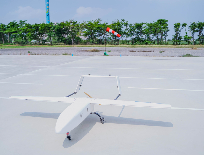 中正大學無人機研發技術領先 　一年內成功製成兩台新機